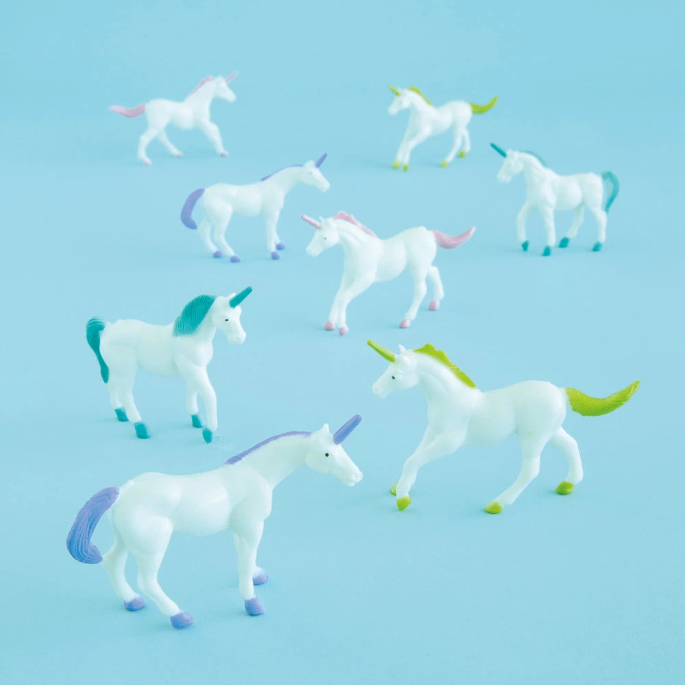 Plastic Unicorn Figurine Favors, 8 In A Pack